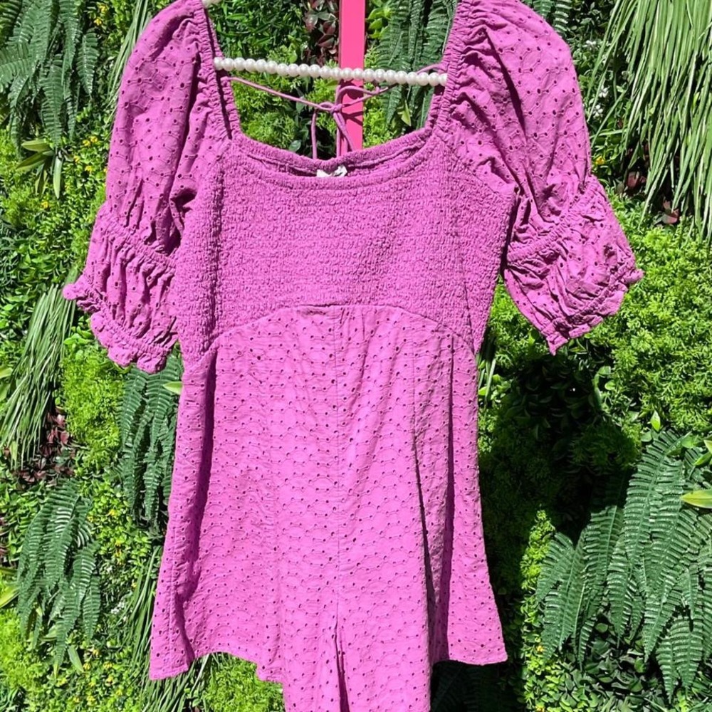 Kimchi Blue Urban Outfitters Ivy Eyelet Romper 100% cotton Size Medium - Picture 3 of 6